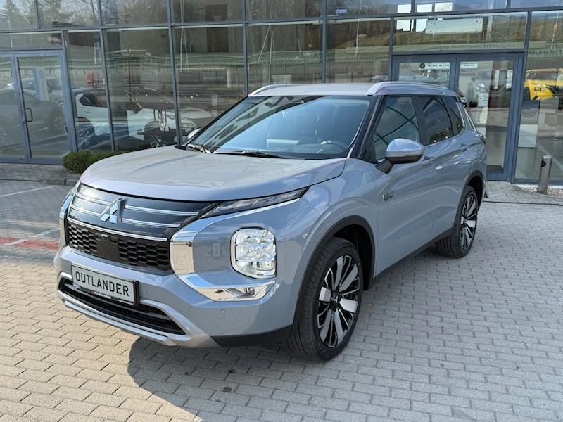 Outlander PHEV - Zdjęcie 1